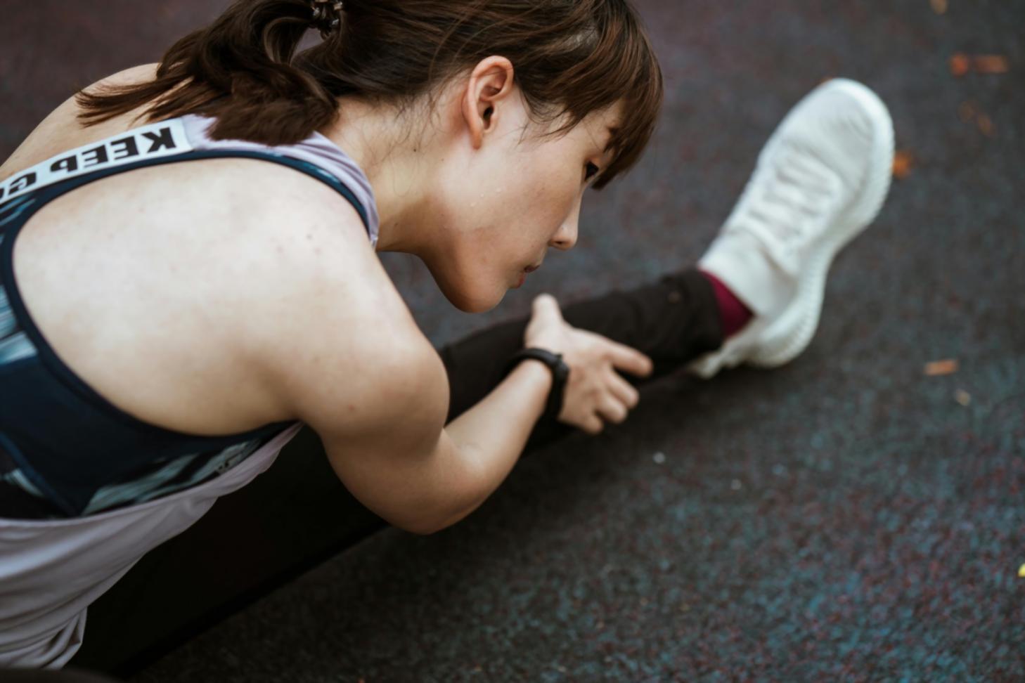 Gymnast working through a floor sequence during a live webinar session